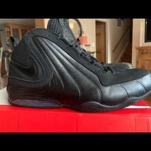 Nike Air Max Wavy Triple Black